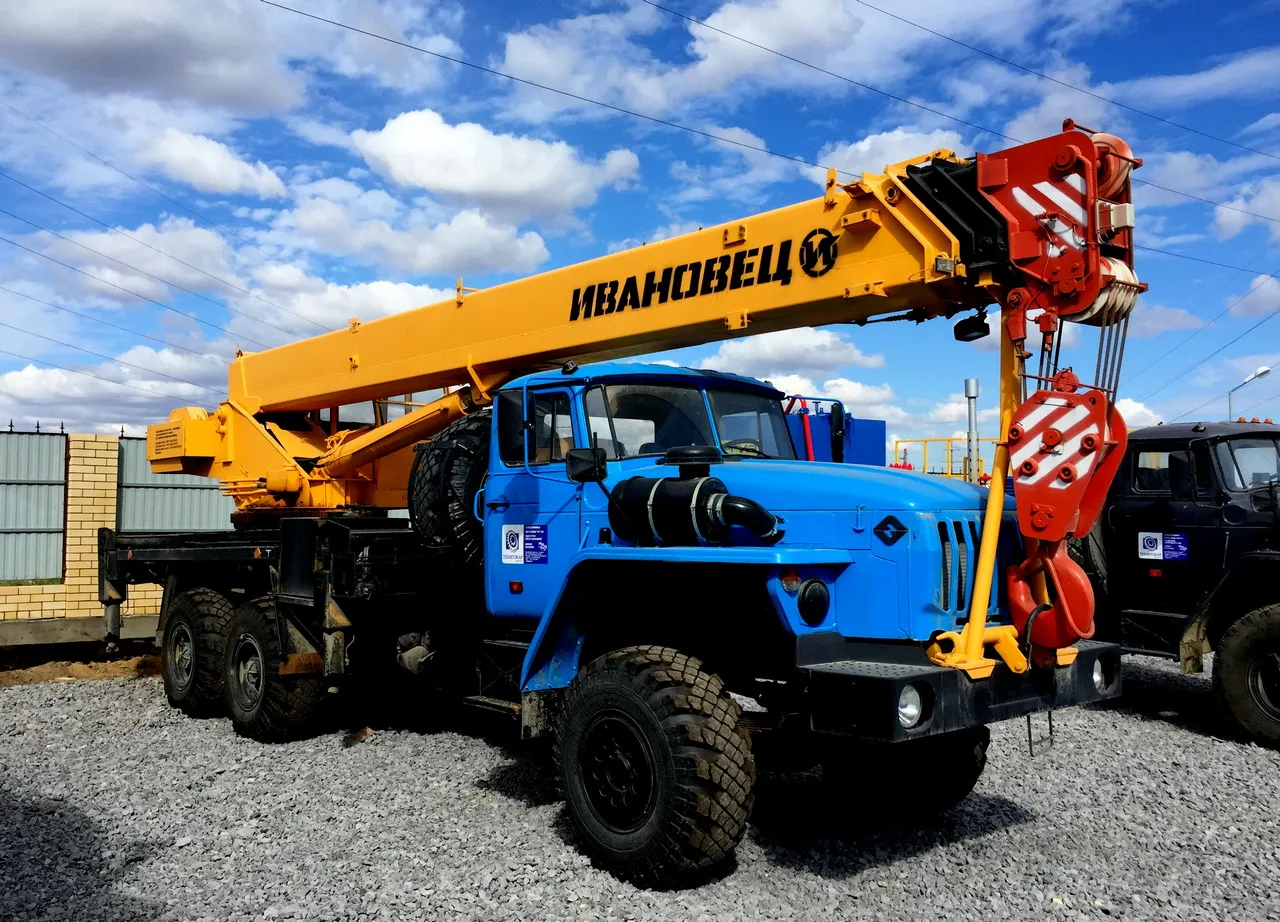Автокран Liebherr LTM 1120